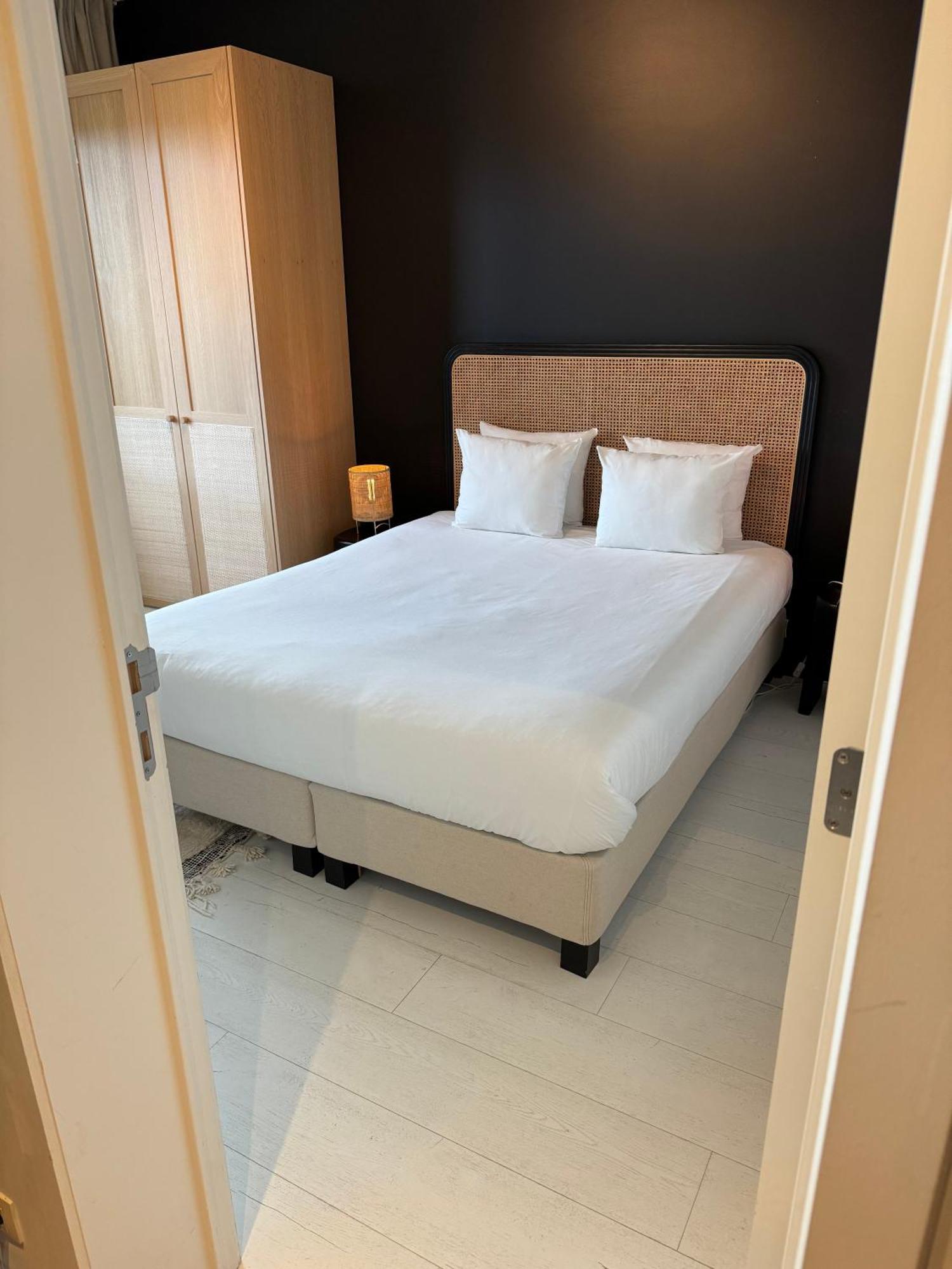 3 Room Luxury Design Apartment With Airconditioning, Close To Gent St-Pieters Station Eksteriør bilde